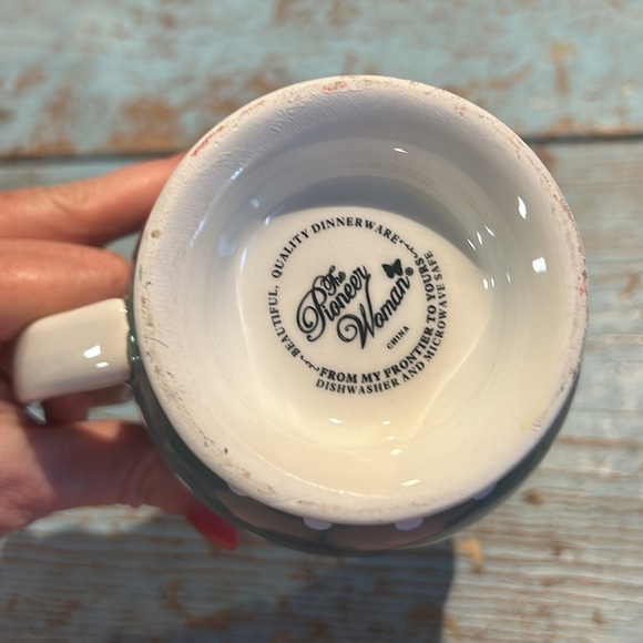 Pioneer Woman Footed Polka Dot Coffee Mug 15 oz - Picture 3 of 3